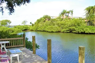 1630 Treehouse Cir, Sarasota, FL 34231 - Photo 47