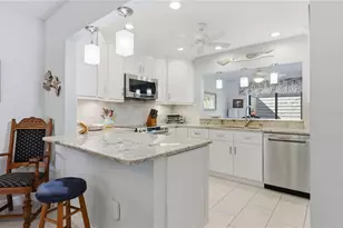 1630 Treehouse Cir, Sarasota, FL 34231 - Photo 13