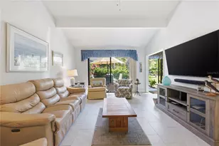 1630 Treehouse Cir, Sarasota, FL 34231 - Photo 15