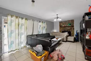 3801 Southview Dr, Brandon, FL 33511 - Photo 13