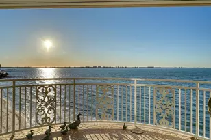 37 Sunset Dr, Sarasota, FL 34236 - Photo 5