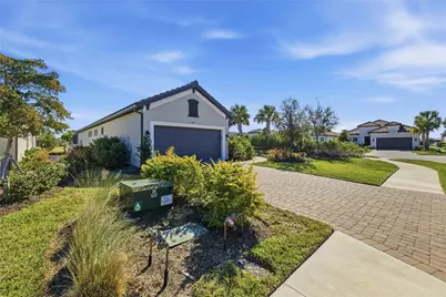 3121 Tramonto Court, Bradenton, FL 34211 - Photo 5