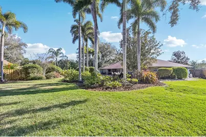 1008 80th Street NW, Bradenton, FL 34209 - Photo 1