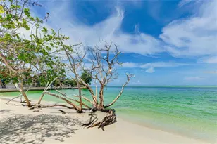 11 Sandy Cove Rd, Sarasota, FL 34242 - Photo 37