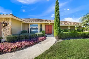 352 Ardenwood Dr, Englewood, FL 34223 - Photo 3