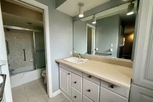 2328 Cass St, Sarasota, FL 34231 - Photo 19