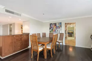 1750 Benjamin Franklin Dr, Sarasota, FL 34236 - Photo 9