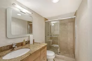 1750 Benjamin Franklin Dr, Sarasota, FL 34236 - Photo 19