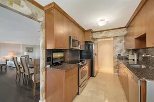 1750 Benjamin Franklin Dr, Sarasota, FL 34236 - Photo 13