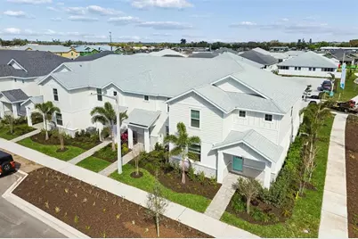 8007 Seaflower Parkway, Bradenton, FL 34210 - Photo 1