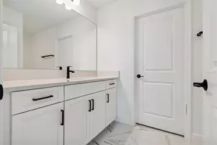 8007 Seaflower Pkwy, Bradenton, FL 34210 - Photo 27