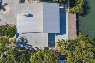 518 56th St, Holmes Beach, FL 34217 - Photo 31