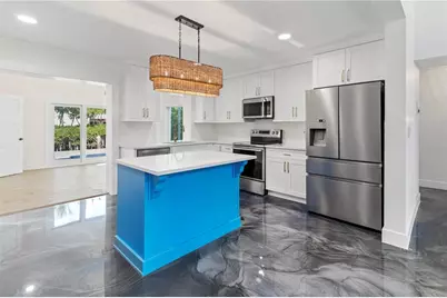 518 56th Street, Holmes Beach, FL 34217 - Photo 11