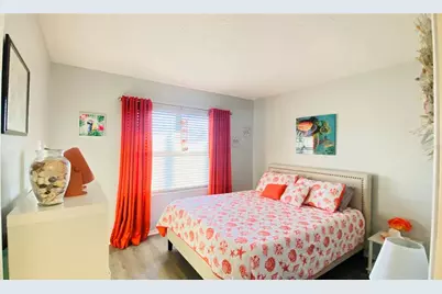 505 30th Avenue W #E204, Bradenton, FL 34205 - Photo 9