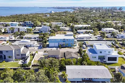 651 Jungle Queen Way, Longboat Key, FL 34228 - Photo 51