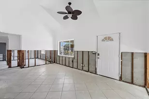 651 Jungle Queen Way, Longboat Key, FL 34228 - Photo 13