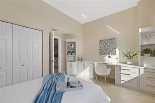 800 N Tamiami Trail, Sarasota, FL 34236 - Photo 29