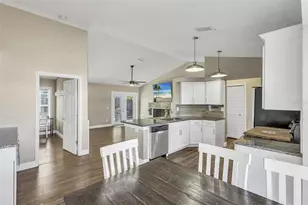 6109 61st Ct E, Palmetto, FL 34221 - Photo 13