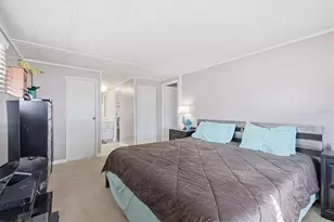 6710 36th Ave E, Palmetto, FL 34221 - Photo 13