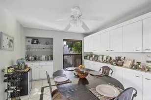 4870 Kestral Park Cir, Sarasota, FL 34231 - Photo 17