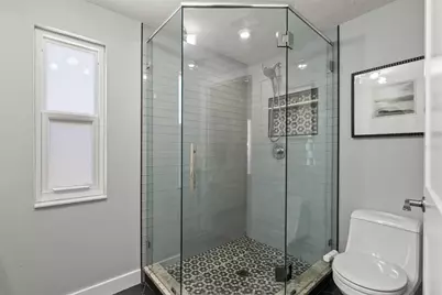 353 Avenida Leona, Sarasota, FL 34242 - Photo 31