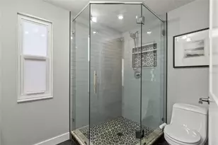 353 Avenida Leona, Sarasota, FL 34242 - Photo 31