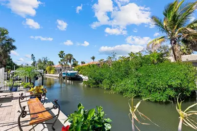 353 Avenida Leona, Sarasota, FL 34242 - Photo 51