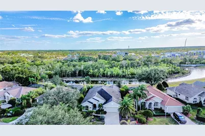 6586 Waters Edge Way, Lakewood Ranch, FL 34202 - Photo 59