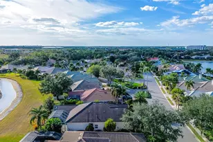 6586 Waters Edge Way, Lakewood Ranch, FL 34202 - Photo 61