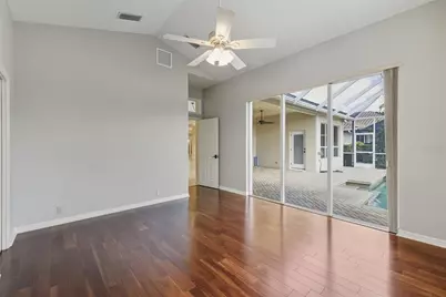 6586 Waters Edge Way, Lakewood Ranch, FL 34202 - Photo 39