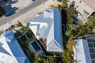 211 81st St, Holmes Beach, FL 34217 - Photo 51