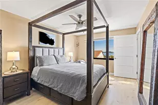 1602 Stickney Point Rd, Sarasota, FL 34231 - Photo 23