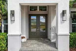 8556 Pavia Way, Lakewood Ranch, FL 34202 - Photo 5