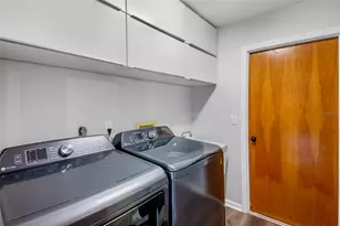 2529 Rustic Oak Ct Ct, Sarasota, FL 34232 - Photo 17