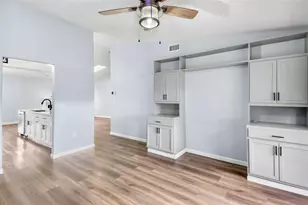 2529 Rustic Oak Ct Ct, Sarasota, FL 34232 - Photo 9