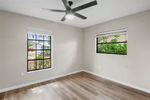 2529 Rustic Oak Ct Ct, Sarasota, FL 34232 - Photo 13