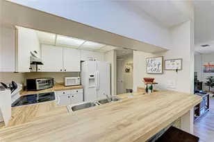 756 White Pine Tree Rd, Venice, FL 34285 - Photo 9