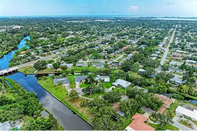 2705 S Brink Avenue, Sarasota, FL 34239 - Photo 57