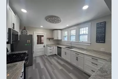 914 17th Street W, Bradenton, FL 34205 - Photo 5