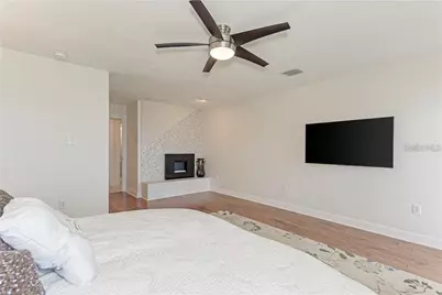 7692 Cove Terrace, Sarasota, FL 34231 - Photo 31