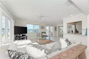 7692 Cove Terrace, Sarasota, FL 34231 - Photo 11