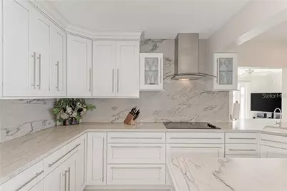 7692 Cove Terrace, Sarasota, FL 34231 - Photo 27