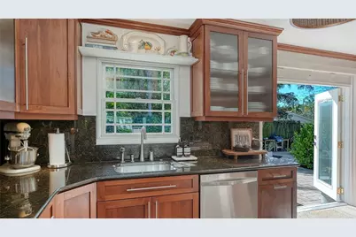 838 Highland Street, Sarasota, FL 34234 - Photo 11