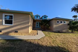 13653 Heritage Way, Sarasota, FL 34240 - Photo 3