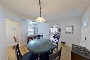 2342 Margaret St, Sarasota, FL 34237 - Photo 7