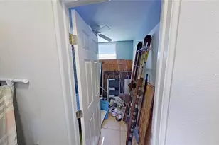 2342 Margaret St, Sarasota, FL 34237 - Photo 45