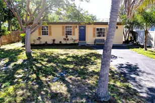 2342 Margaret St, Sarasota, FL 34237 - Photo 3