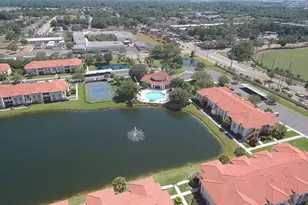 1040 Villagio Cir, Sarasota, FL 34237 - Photo 27