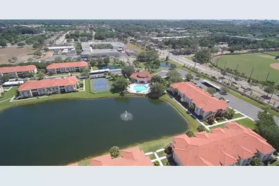 1040 Villagio Circle #201, Sarasota, FL 34237 - Photo 23