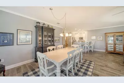 7910 34th Avenue W #203, Bradenton, FL 34209 - Photo 11